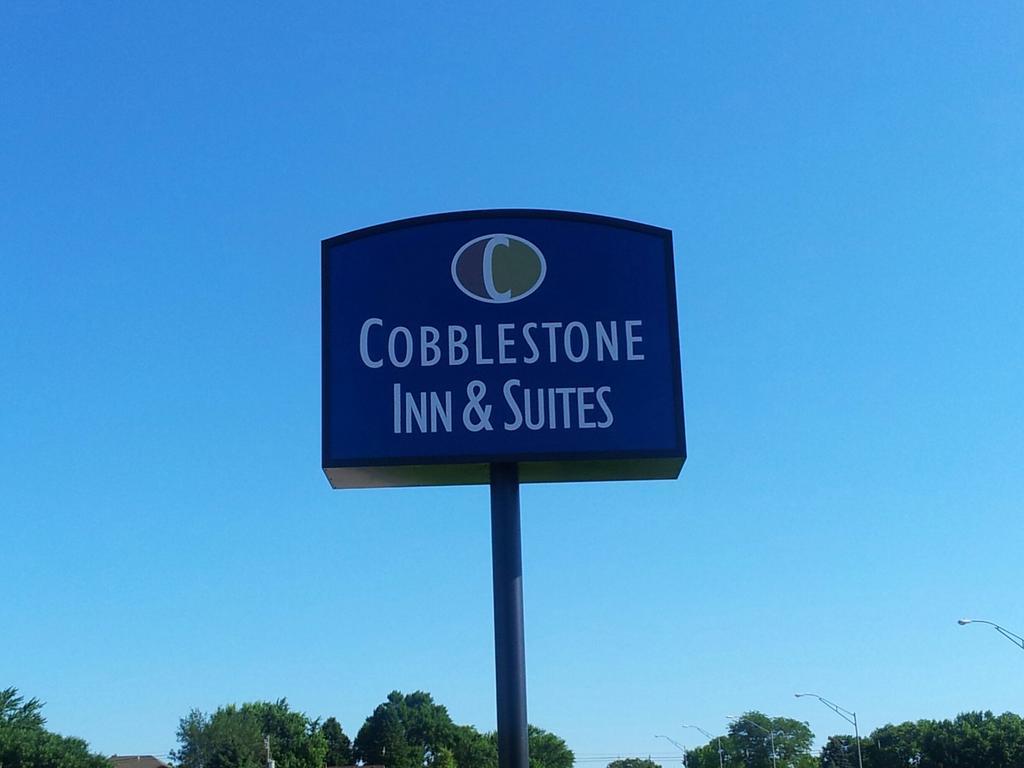Cobblestone Inn & Suites - Hartington Esterno foto