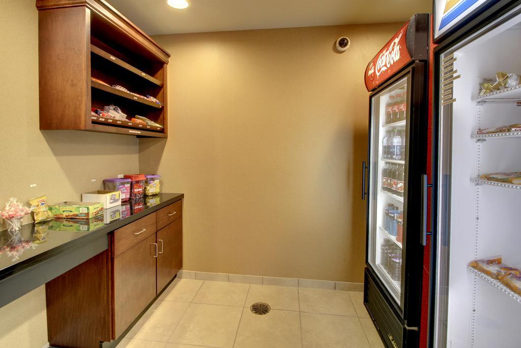 Cobblestone Inn & Suites - Hartington Esterno foto