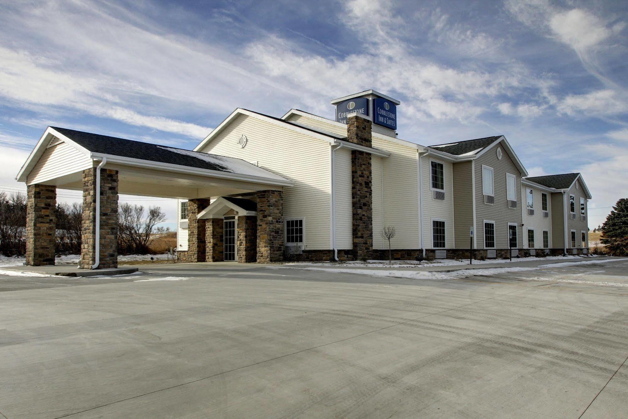 Cobblestone Inn & Suites - Hartington Esterno foto
